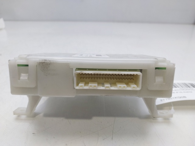 277601KG0B Unidad de control aire acondicionado  en stock Granada