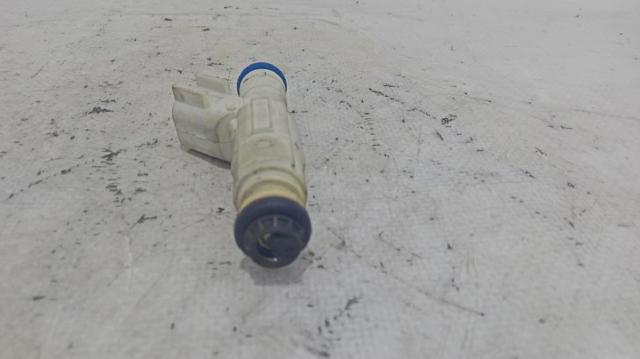 Inyector de combustible 280156155 FORD