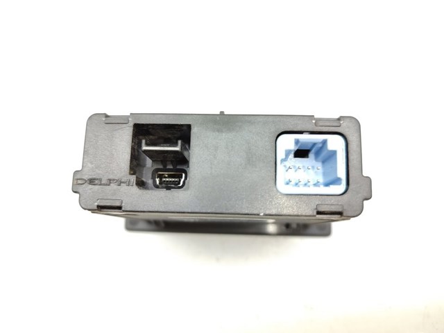 RENAULT 280231553R Concentrador USB  comprar en Murcia
