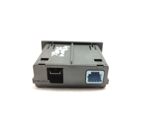 RENAULT 280231553R Concentrador USB comprar Tarragona