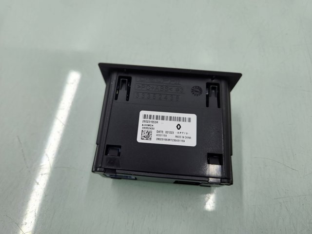 RENAULT 280231553R Concentrador USB  comprar en Ponferrada