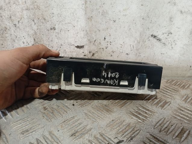 Display para Renault Trafic II (FL)