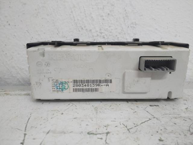 RENAULT 280348139R Pantalla  en stock Salamanca