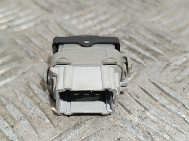 28082 Renault (RVI)