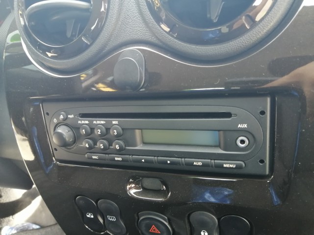 Radio (radio AM/FM) 281112231R Renault (RVI)