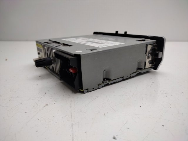 RENAULT 281150743R Radio AM/FM  comprar en Ponferrada