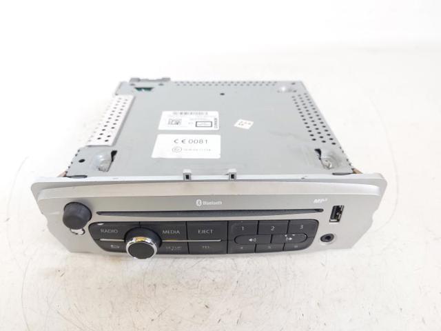 RENAULT 281153266R Radio AM/FM  comprar en Murcia