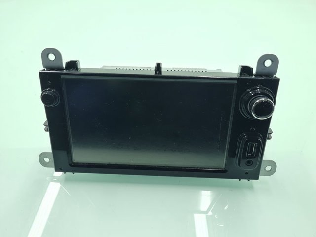RENAULT 281153868R Pantalla  en stock Salamanca