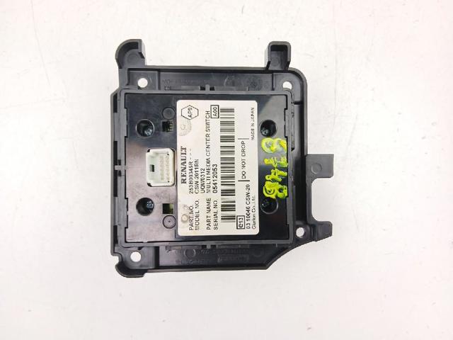 281155040R Radio AM/FM  comprar en Zaragoza