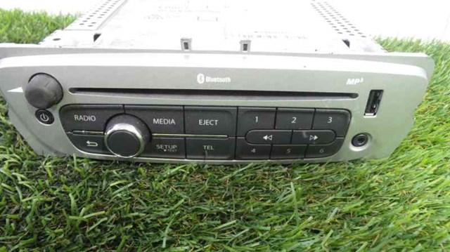 Sistema audio / radio cd para renault megane iii fastback (bz0/1_) (2009-...) 1.6 dci (kz00, kz12, kz13) 281158023R