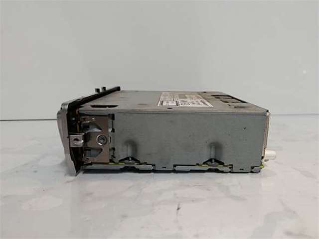 RENAULT 281159389R Radio AM/FM  comprar en Ponferrada