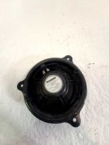 28156BR00A NISSAN Altavoz de la puerta delantera  en stock Gandía