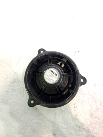 28156BR00A Altavoz de la puerta delantera comprar Sevilla