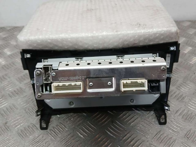 281854CA0A NISSAN Radio AM/FM  comprar en Oviedo
