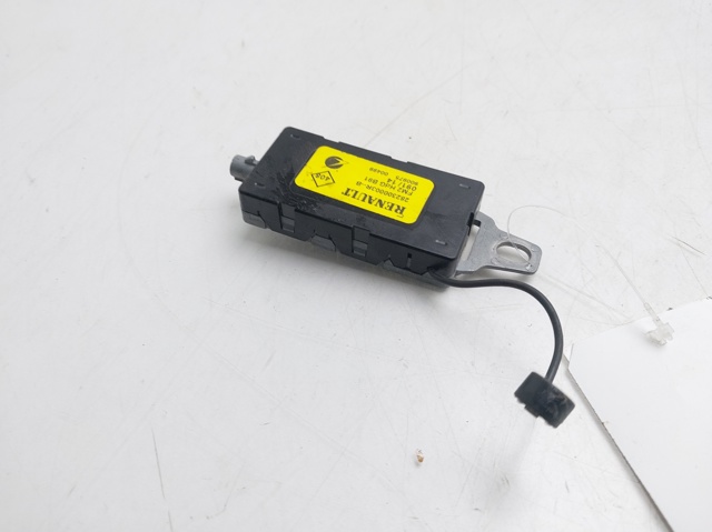Comprar Antena Renault Fluence  L3 a bajo precio
