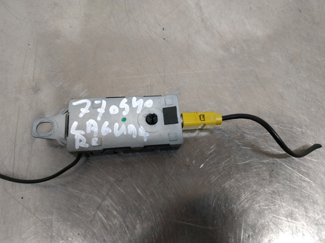 282300003R Renault (RVI)
