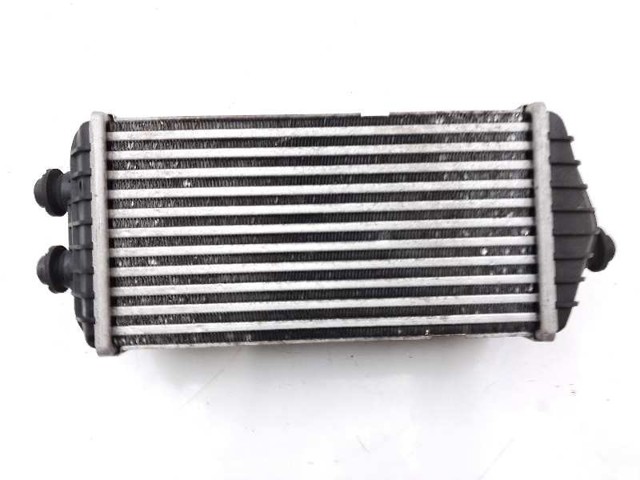 282702A770 HYUNDAI Intercooler  en stock Gandía