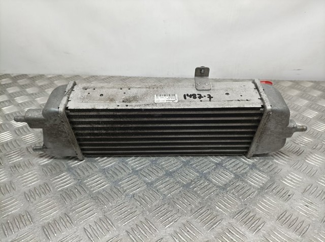 282712A610 HYUNDAI Intercooler  en stock Huelva