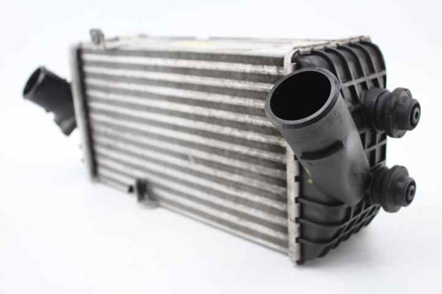 HYUNDAI 282712A740 Intercooler  en stock Valencia