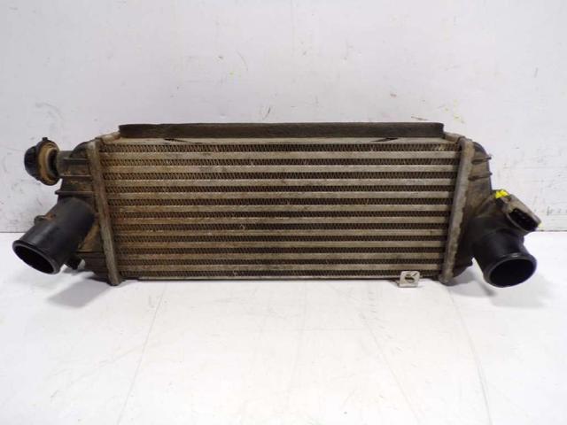282712A850 HYUNDAI Intercooler  en stock Huelva