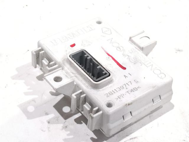 283467680R RENAULT Unidad de control multimedia comprar Madrid