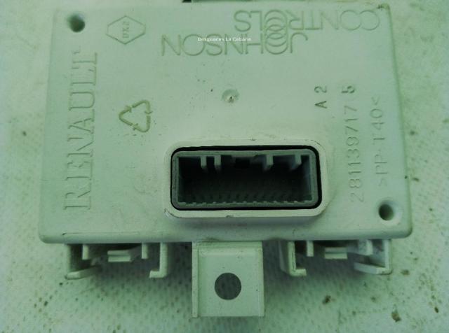 283467937R RENAULT Unidad de control multimedia  comprar en Jaén