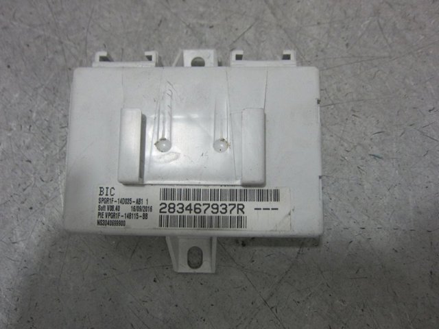 RENAULT 283467937R Unidad de control multimedia  disponible España