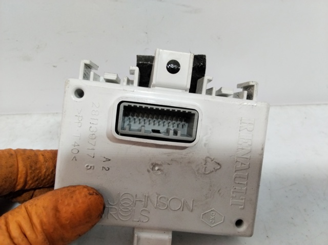 283468105R Renault (RVI)