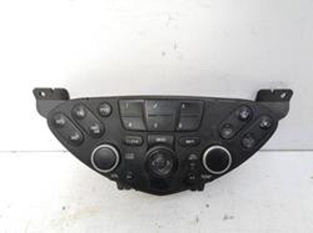 28395AV600 NISSAN Unidad de control aire acondicionado comprar Bilbao