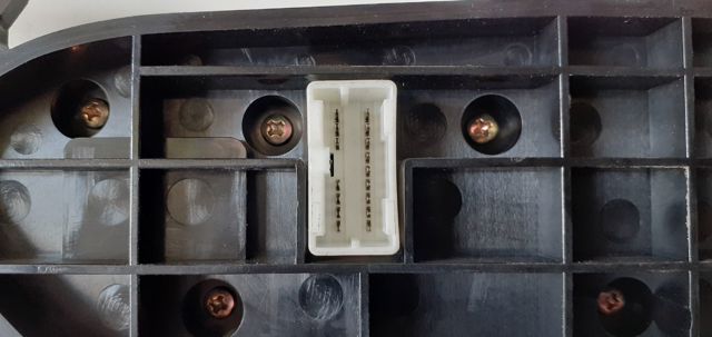 28395AV600 Unidad de control aire acondicionado  en stock Granada