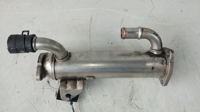 2841627400 HYUNDAI Enfriador de recirculación de gases de escape EGR comprar Bilbao
