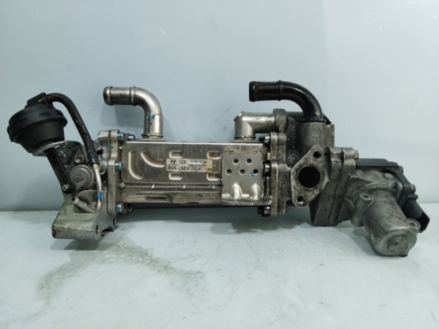 Enfriador EGR de recirculación de gases de escape 284162A850 Hyundai/Kia