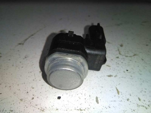 Sensor de estacionamiento delantero/trasero central 284384EA0A NISSAN