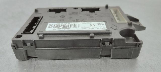 RENAULT 284B10447R Caja de fusibles  comprar en Murcia