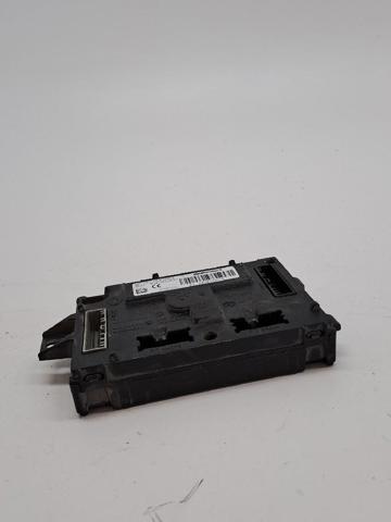 RENAULT 284B10447R Caja de fusibles comprar Tarragona