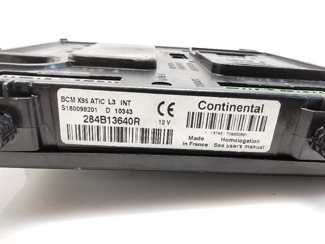 RENAULT 284B13640R Módulo de confort comprar Pamplona