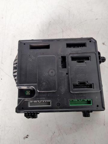 RENAULT 284B17288R  en stock Salamanca