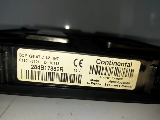 284B17882R RENAULT Caja de fusibles  en stock Huelva