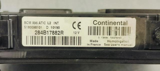 RENAULT 284B17882R Caja de fusibles  disponible España
