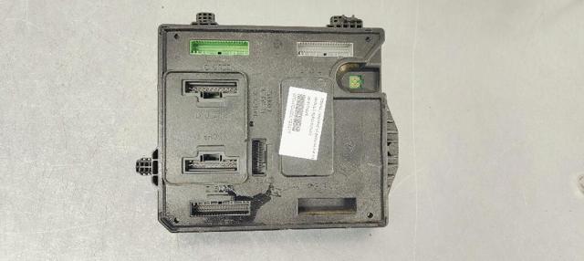 284B17882R RENAULT Caja de fusibles  disponible Alicante