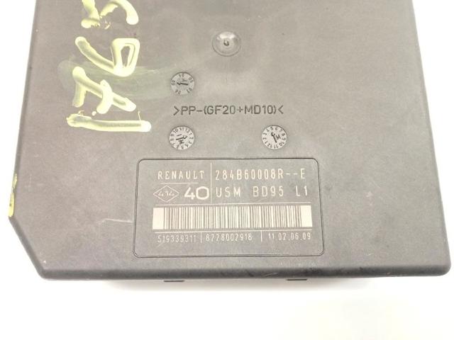 RENAULT 284B60008R Caja de fusibles  comprar en Ponferrada