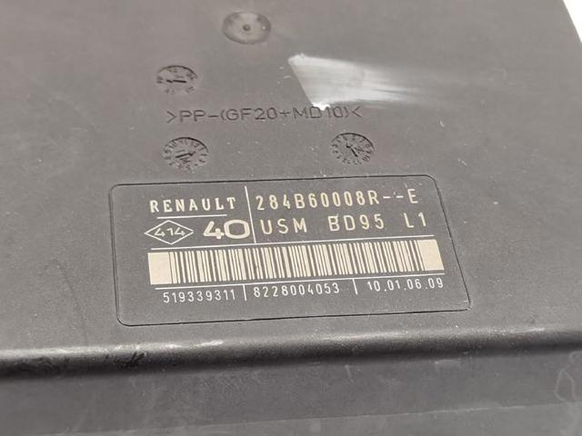 284B60008R Caja de fusibles  en stock Sabadell