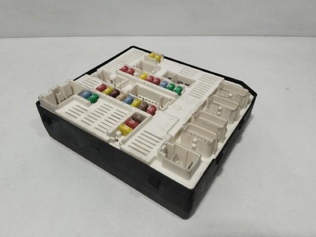 284B60168R Caja de fusibles comprar Girona