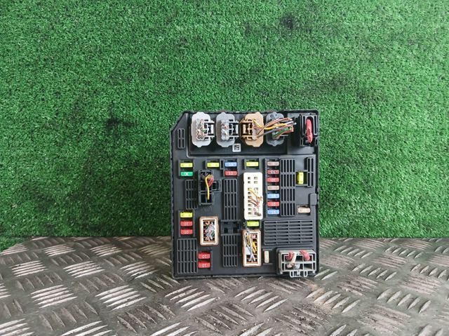 284B62342R Caja de fusibles comprar Sevilla