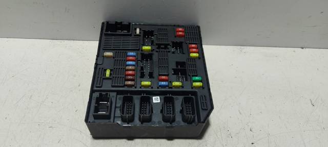 284B62342R Caja de fusibles comprar Almería