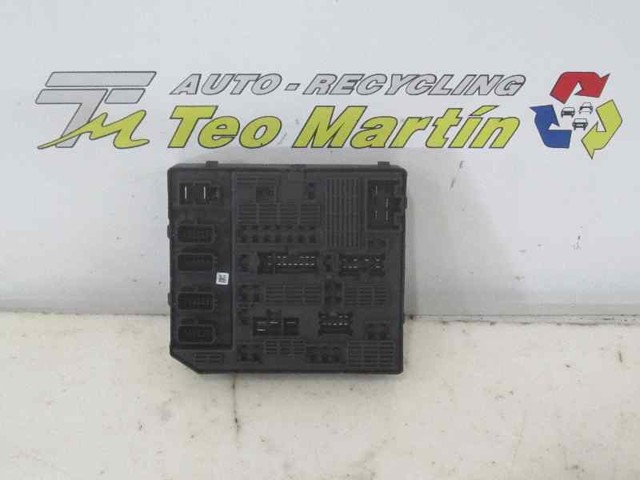 284B62342R Caja de fusibles  disponible Burgos
