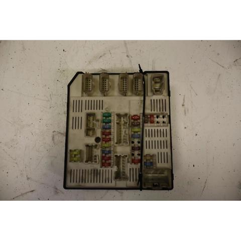 RENAULT 284B66052R Caja de fusibles comprar Tarragona