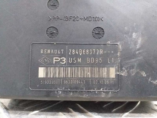 RENAULT 284B68372R  en stock Salamanca