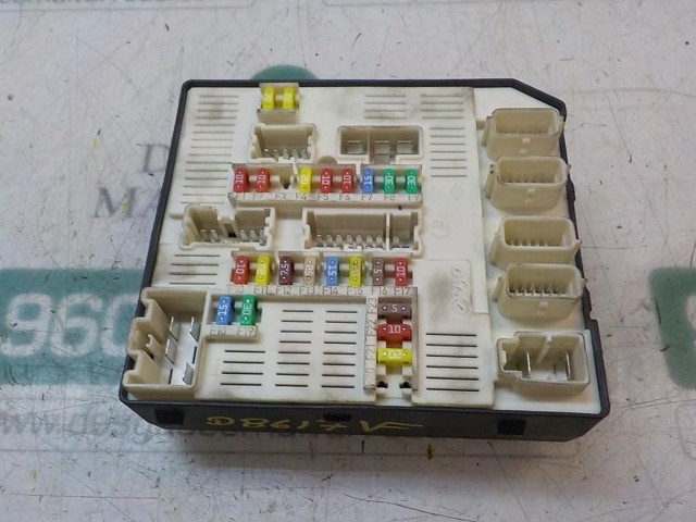 284B69854R Renault (RVI)