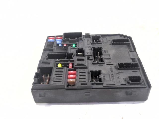 284B74BA0A Nissan/Infiniti